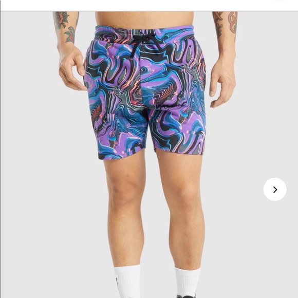 GymShark Pre Workout Shorts - Picture 3 of 5